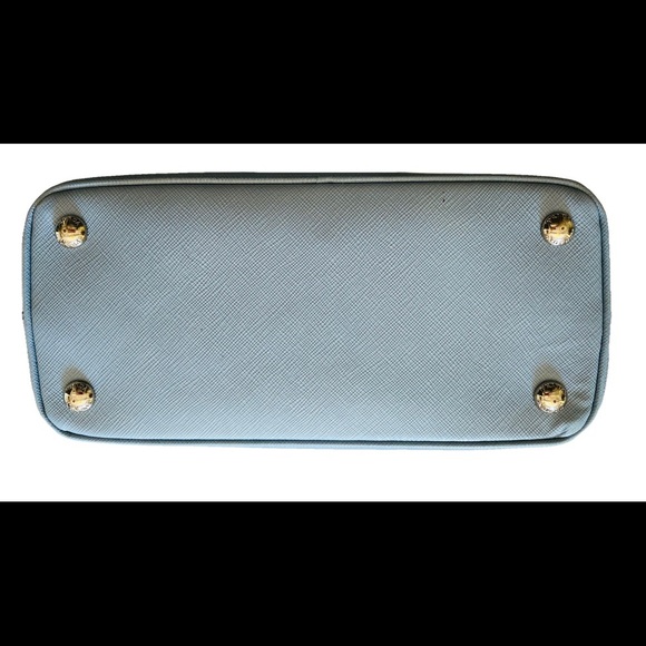 💎Auth Prada Saffiano Small Gallerina Sky Blue Tote- SUPER SALE!!!💎 - Picture 6 of 8